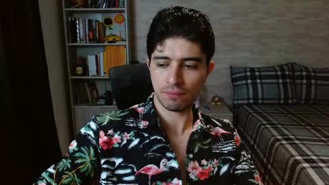 Aaron online show from May 17, 6:28 pm