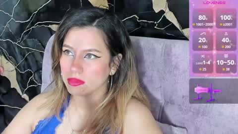 abby_blond1 online show from July 13, 12:42 pm