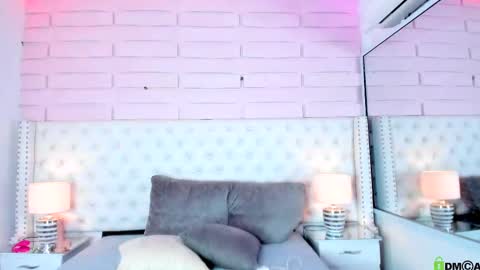 Abby  online show from September 27, 9:34 pm