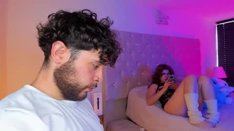 START TRANSMISSION ---- AM COLOMBIA TIME online show from September 14, 9:05 pm