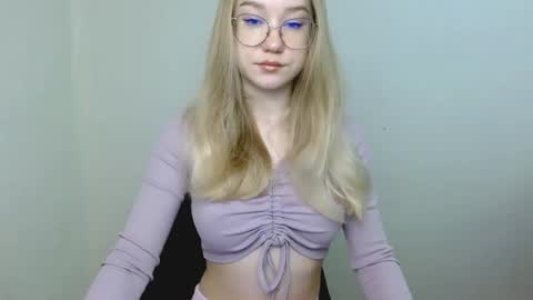 Abby Lovense is active online show from April 19, 11:11 am