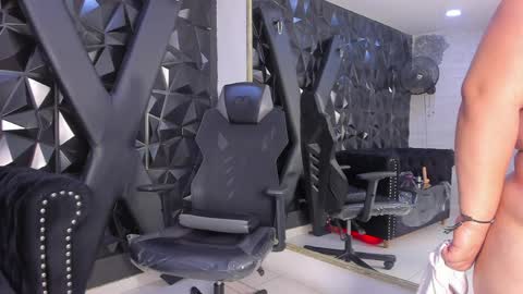 abbyrogers1 online show from April 11, 6:40 am