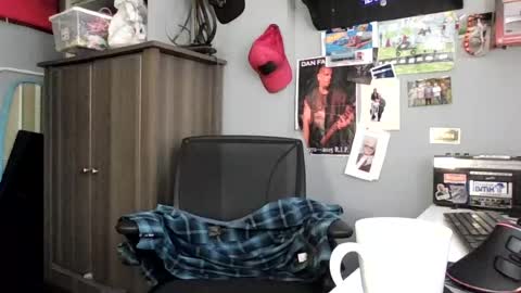 AJ online show from June 18, 2:22 pm