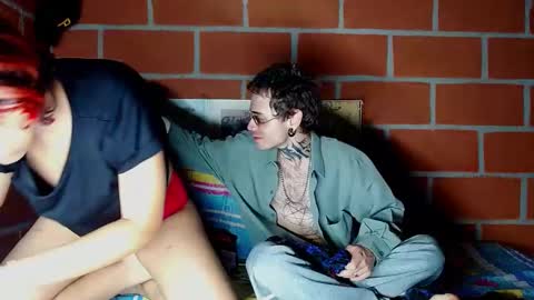 Abigail and Noah online show from December 29, 1:24 am