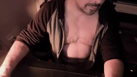 abitlikethat online show from November 9, 8:40 am