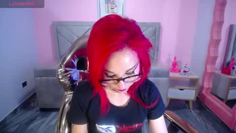 abril_ch_ online show from November 22, 10:46 am