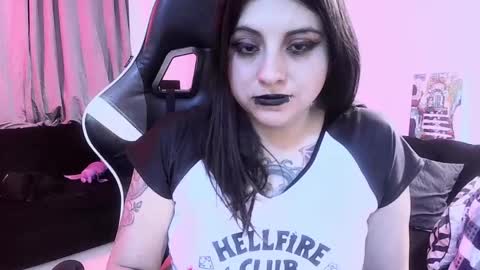 Alice online show from May 24, 2:52 am