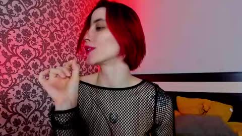 MAIYA online show from December 6, 7:37 am