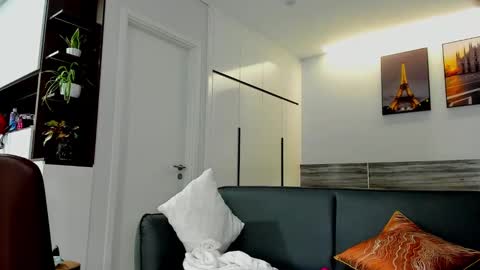 MAIYA online show from February 11, 8:26 am