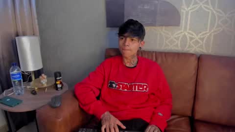 Acid Milo online show from December 11, 3:15 pm