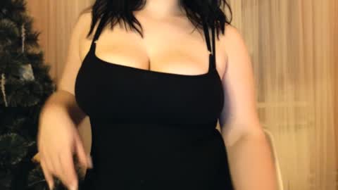 my inst   love inside 17 online show from January 19, 9:55 pm