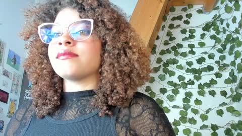  Isa  online show from December 5, 3:09 am