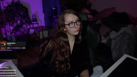 Adalina Rae online show from February 27, 3:29 am