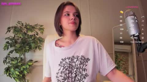 Adalyn online show from November 29, 11:34 pm