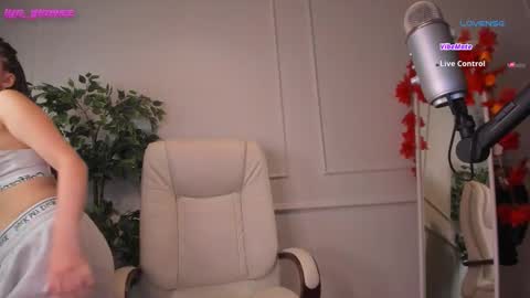 Adalyn online show from September 25, 5:20 pm