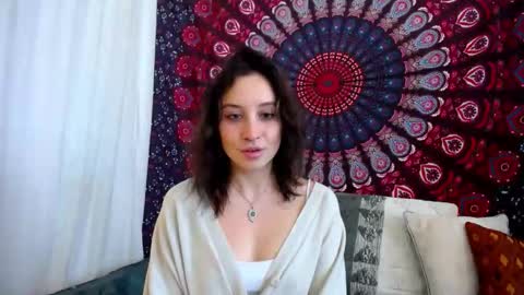 Adalyn online show from October 22, 12:29 pm