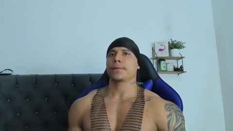 adam boss online show from March 8, 3:21 am