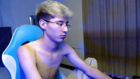 Adam online show from April 13, 2:05 am