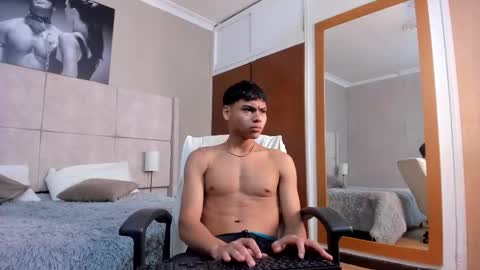 adam_piarse online show from October 10, 1:50 pm