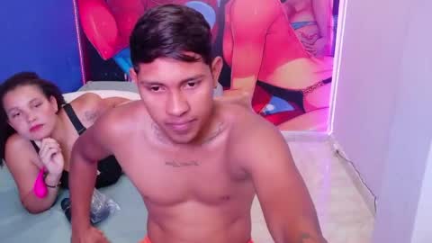 ADAMS Y NIKI online show from April 19, 7:16 pm