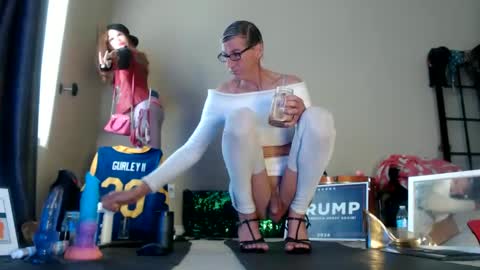 TaylorSexbot online show from December 22, 6:48 pm