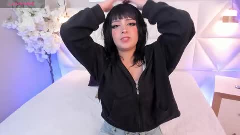 adara_carter_ online show from January 7, 3:00 am