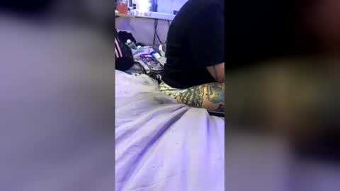 Addi ashtray online show from June 4, 8:48 pm