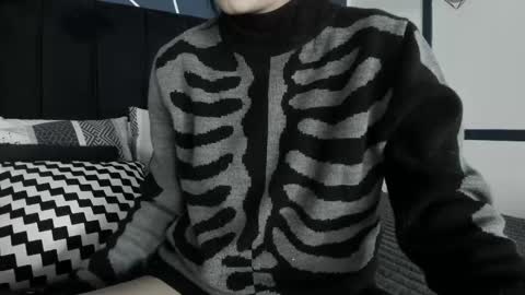 Ade  online show from February 13, 7:52 pm