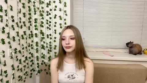 Adele online show from December 3, 3:28 pm