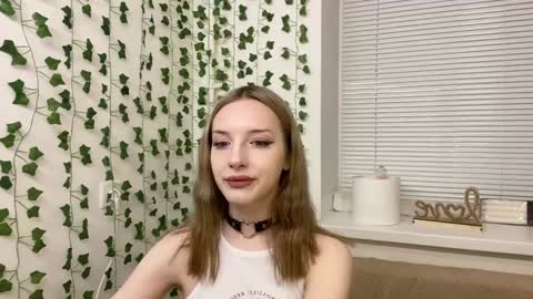 Adele online show from December 7, 1:57 pm