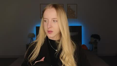 Adele online show from May 15, 9:33 pm
