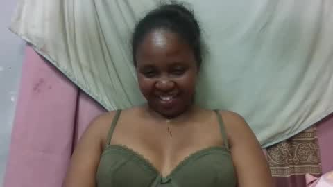 adelealy online show from April 9, 1:28 pm