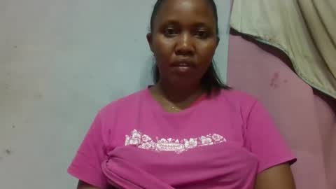 adelealy online show from May 5, 3:13 am