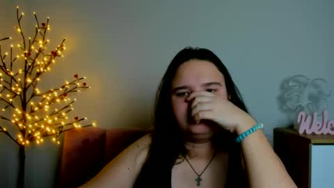 adelecruzz online show from February 17, 11:13 am