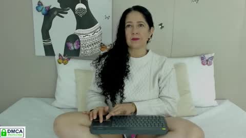 Adele Smithh online show from February 14, 12:19 pm