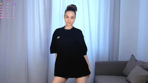 adelexx_zll online show from February 21, 6:27 am