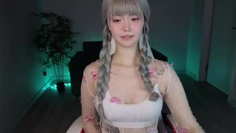 adelina__flower online show from February 18, 2:00 am