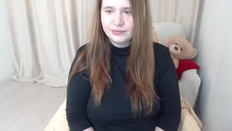 adelinalawson online show from March 7, 2:23 pm