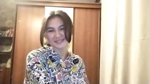 Anna online show from December 4, 3:33 pm