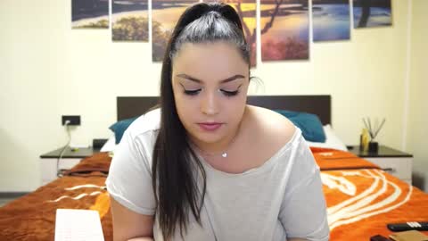 Adellineee online show from March 9, 1:25 am