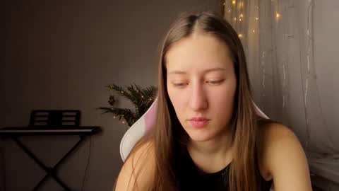 Adell online show from February 25, 10:31 pm