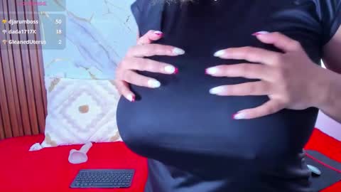 Adely online show from February 18, 1:55 pm