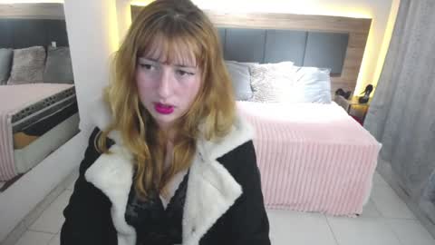 adhara valkiria online show from May 22, 8:48 pm