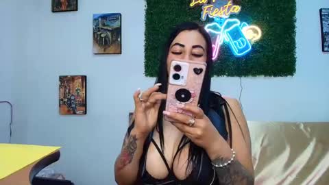 Adhele online show from October 23, 1:29 am