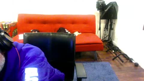 adick_ting online show from March 29, 11:34 am