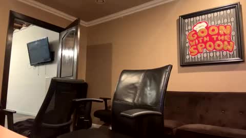 adick_ting online show from November 4, 1:23 pm