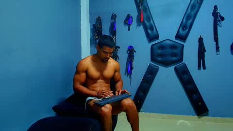 adonisdios online show from May 11, 2:56 pm