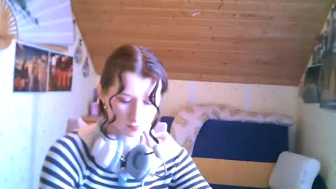 adorable_sparkle online show from February 13, 12:21 pm