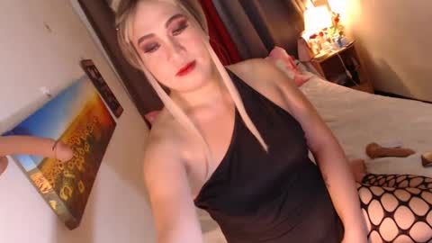 Snapshot of adorablekim69 chatting on March 5, 5:40 am MsKim  online show from March 5, 5:40 am