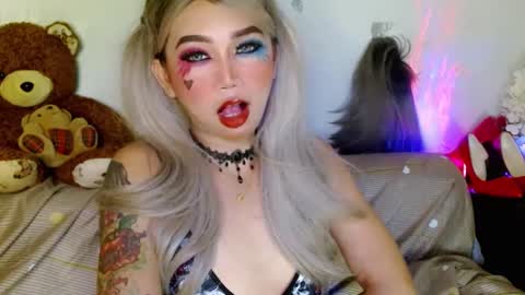 jasmine online show from February 15, 11:58 pm